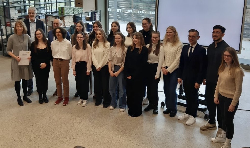 P-Seminar Preis für die Schülerinnen des ESG